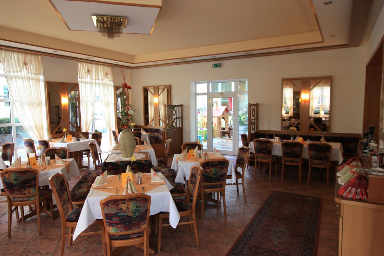 Hotel Buergerhof Hohenstein-Ernstthal Exterior foto